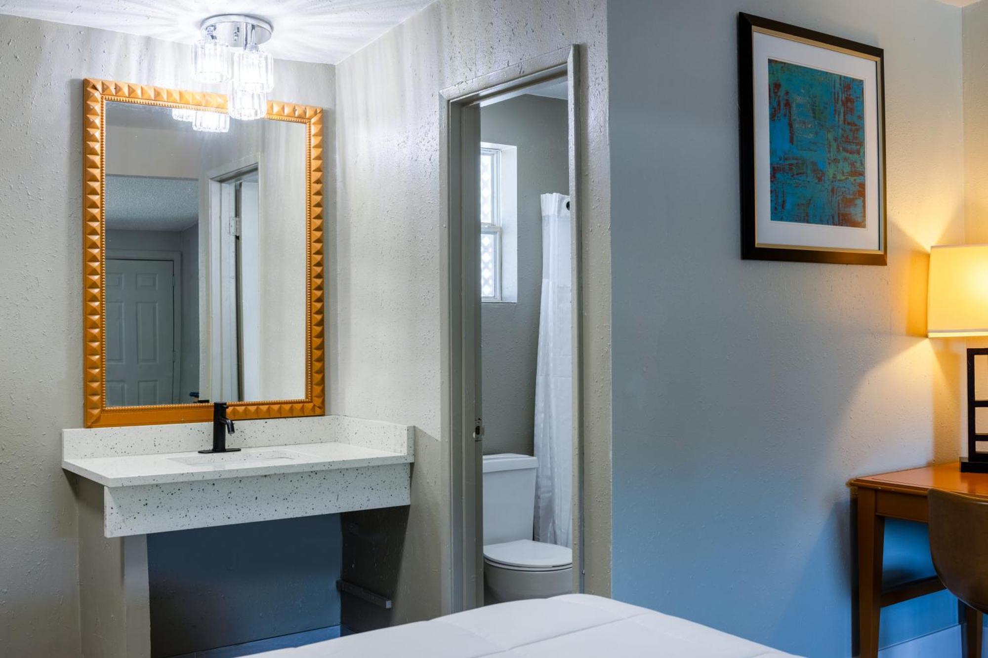 Ocean Inn & Suites Абърдийн Екстериор снимка