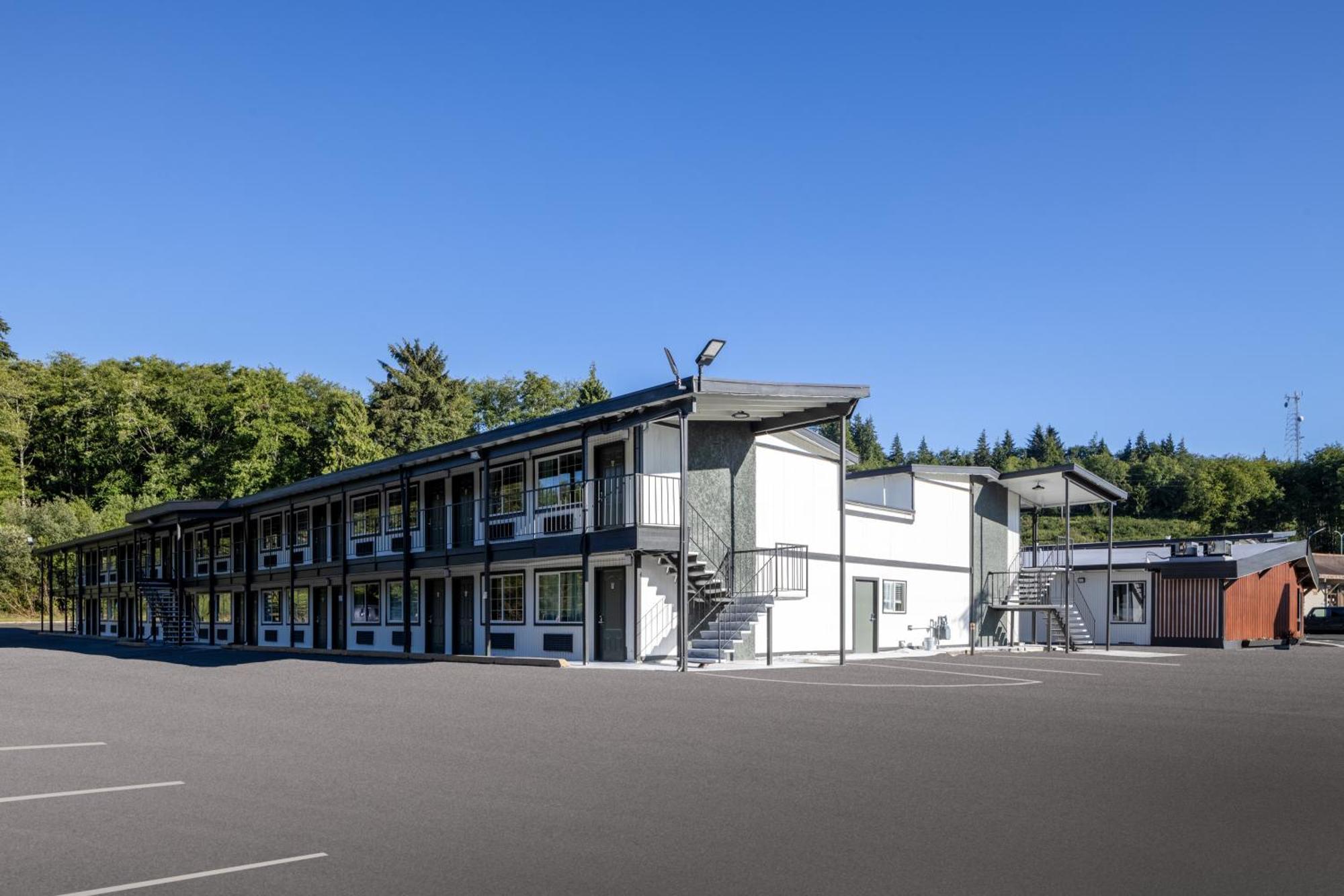 Ocean Inn & Suites Абърдийн Екстериор снимка