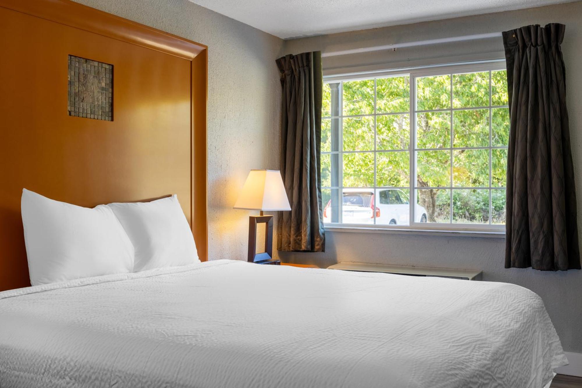 Ocean Inn & Suites Абърдийн Екстериор снимка